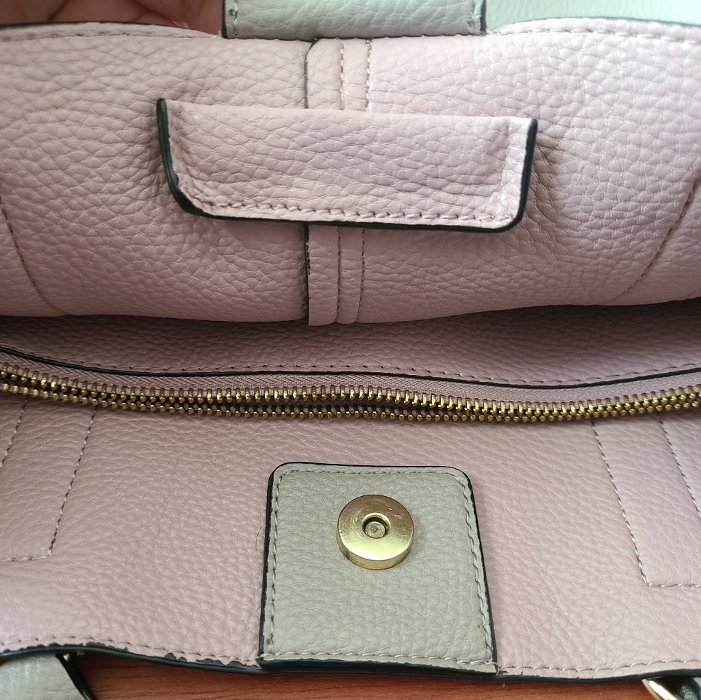Steve Madden Large Tote w/Shoulder Strap - Picture 8 of 8